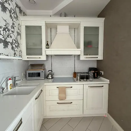 аркадийский дворец с террасой в сердце аркадии Apartamento
