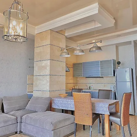 аркадийский дворец с террасой в сердце аркадии Appartement